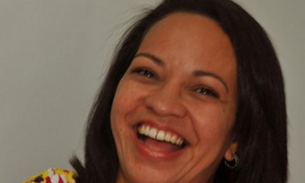 TCE desaprova contas da Agecom e multa Lúcia Carla em R$ 14,5 mil